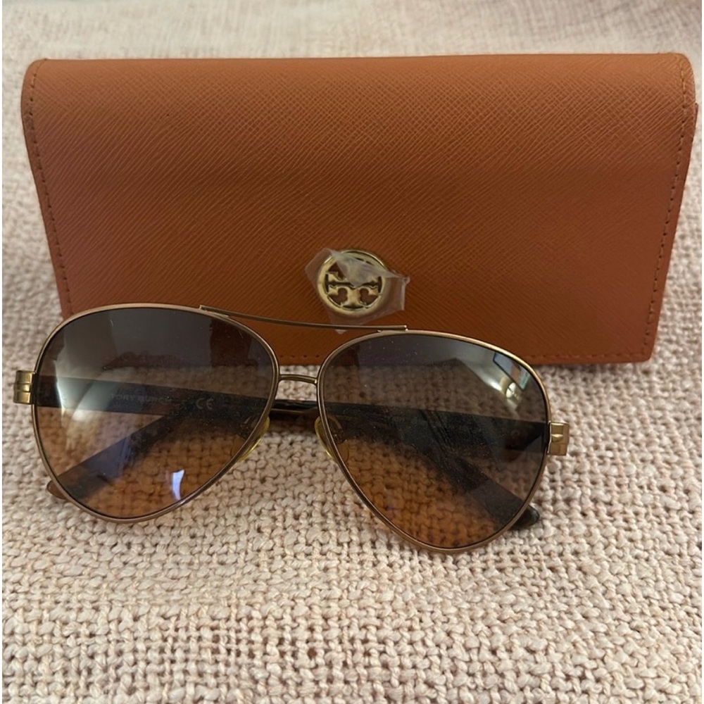 TORY BURCH Tortoise Metal Aviator Pilot Sunglasses w/ Hard Case